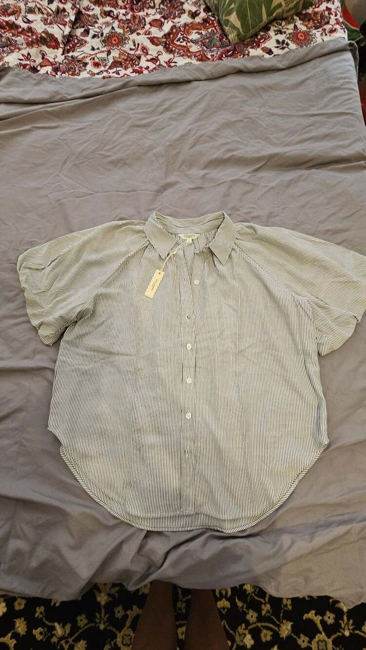 Max Studio London Pinstripe Short Sleeve Bubble Sleeve Button-Up Blouse